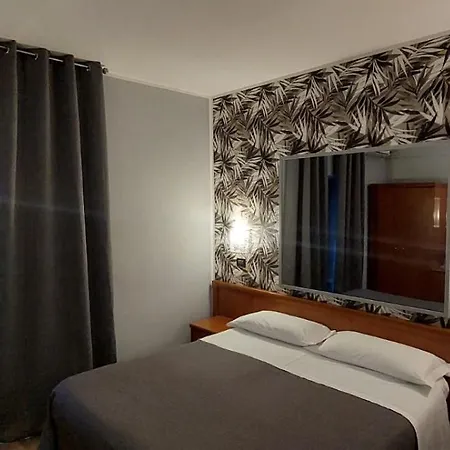 Alpi Szálloda 3*