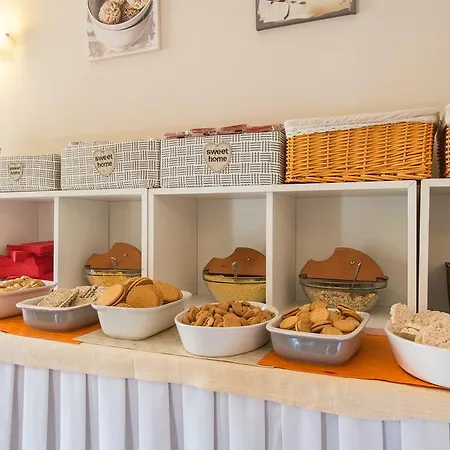 Alpi Hotel